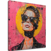 Pop art vászonkép motívummal: nő, portré, emberek narancs-rózsaszín árnyalatokban, merész hangulat, városi élet és popkultúra, alkalmas a iroda számára – fő