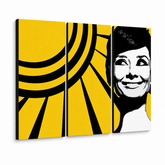 Kézzel festett POP Art festmény Audrey HEPBHURN 3 db ah2 – 3D látvány a kézzel festett vászonról fehér háttéren. Domináns színek: sárga, fekete, fehér.