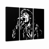 Kézzel festett POP Art festmény Mick Jagger 3 darab mick Jagger – 3D látvány a kézzel festett vászonról fehér háttéren. Domináns színek: fekete, fehér, szürke.