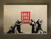 Boho stílusú vászonkép motívummal: Street ART – Banksy, tenger és tengerpart lila-kék árnyalatokban, többrészes kivitel, alkalmas a nappali számára – fő