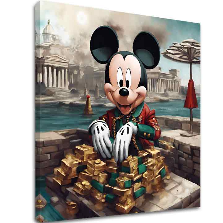 A vászonképen Mickey egér látható piros-zöld ruhában, aranyrudak halmán ülve, háttérben egy városkép vízzel és épületekkel, Papilora.