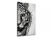 Modern vászonkép motívummal: TIGER 001, tigris, táj fehér-szürke árnyalatokban, intenzív hangulat, természet és erő, alkalmas a dolgozószoba számára – termék