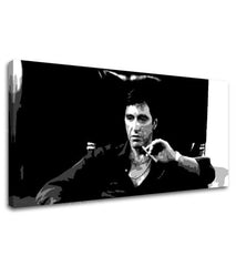 Pop art vászonkép motívummal: Nahnevaný Tony Montana s cigarou v ruke, autó, természet fehér-fekete árnyalatokban, intenzív hangulat – termék