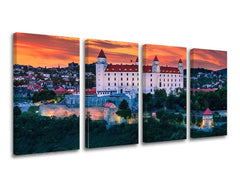 Pop art vászonkép motívummal: SZLOVÁKIA, vár, égbolt, fák, építészet fehér-narancs árnyalatokban, nyugodt hangulat, többrészes kivitel – fő