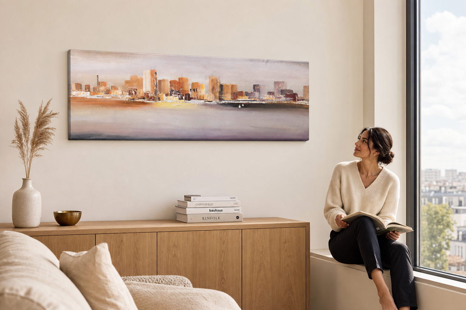 Festett falikép VÁROS 120x40 cm – kézzel festett kép elegáns enteriőrben (Window reading) | wall mockup | prémium vászon | Papilora.sk