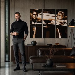 Kézzel festett POP Art festmény James Bond 3 db bond1 – kép modern férfi belső térben, lifestyle vizualizáció. Domináns színek: fekete, barna, fehér.