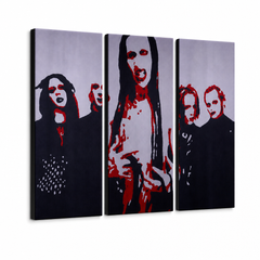 Kézzel festett POP Art festmény Marilyn Manson 3 darab mm – 3D látvány a kézzel festett vászonról fehér háttéren. Domináns színek: fekete, piros, fehér.