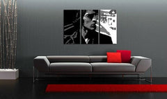 Pop art vászonkép motívummal: Richard Ashcroft, szivar fehér-szürke árnyalatokban felakasztva az enteriőrben nappali számára, városi élet | Kézzel festett POP Art kép Richard Ashcroft – enteriőr