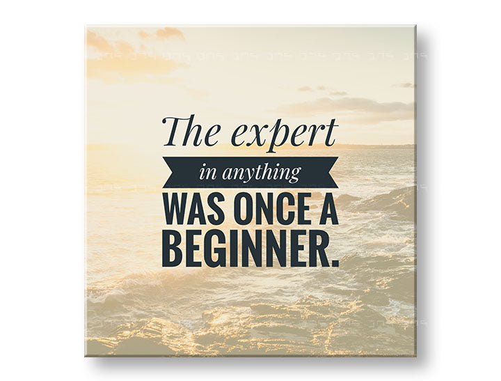 Boho stílusú vászonkép motívummal: The expert in anything, óceán, hullámok, égbolt, táj bézs-arany árnyalatokban, természet | Motivációs fali kép The expert in anything – fő