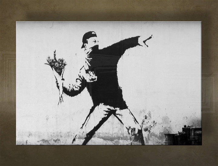 Klasszikus kép motívummal: Street ART – Banksy, tenger és tengerpart lila-kék árnyalatokban | Vászonkép Street ART – Banksy – előnézet [XOBBA028O1]