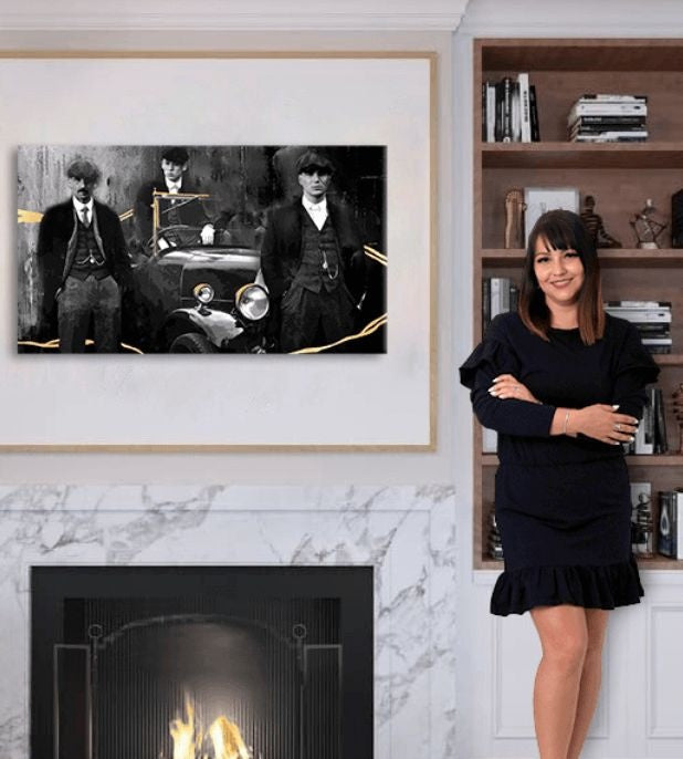 Kézzel festett kép motívummal: PREMIUM ART – Peaky Blinders bratia, autó szürke-arany árnyalatokban | Vászonképek - PREMIUM ART – Peaky Blinders bratia – előnézet