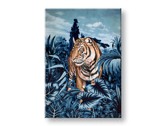Pop art vászonkép motívummal: TIGER V PRÍRODE 001, tigris, fák, égbolt, felhők fehér-kék árnyalatokban, nyugodt hangulat, alkalmas a nappali számára – fő